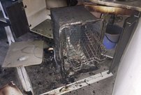 В кировской квартире загорелась посудомоечная машина